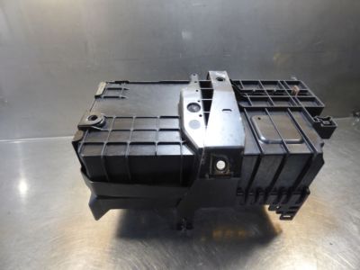 Opel Astra J Sports Tourer 1.7 CDTI Batteriekonsole / 13354420 ORIGINAL gebraucht - 13308434 – Produktansicht 2