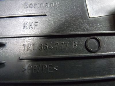 Skoda Octavia II 2.0 TDI Fußablage / 1K1 864 777 B ORIGINAL gebraucht - 1K1864777B – Produktansicht 3