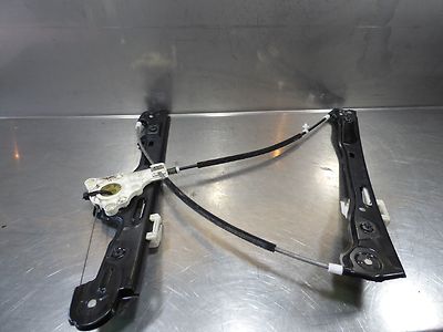 BMW 1 Series 118d ES Fensterheber ohne motor vorne rechts 7067796S / 7 0677 96 S – Produktansicht 2