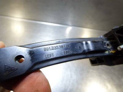 Porsche 991 911 Boxster 981 718 Türfangband Türbremse Türfeststeller 99153715100 – Produktansicht 6