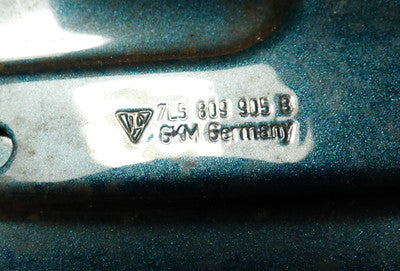 Porsche Cayenne 955 Tankklappe LM6W Lago Jagd Grün Bj 2002 -2010 ORIGINAL gebraucht - Tankdeckel – Produktansicht 3