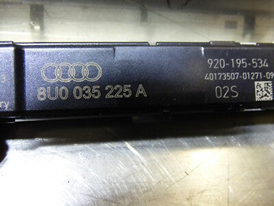 AUDI Q3 8U Antennenverstärker Antenne links oben UKW Radio ORIGINAL gebraucht - 8U0035225A – Produktansicht 3