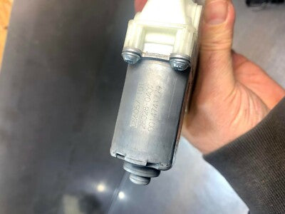 OPEL ASTRA K Fensterhebermotor hinten links -101 0014741779 Neuwertig ! ORIGINAL gebraucht - C86057 – Produktansicht 4