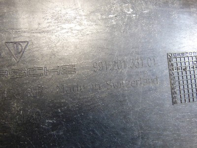 Porsche 991 911 981 RHD RL Abdeckung Unterboden Tank Unterfahrschutz 99120133101 – Produktansicht 3
