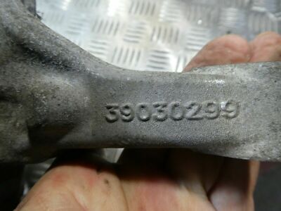 Opel Astra K 1.4 TURBO 2017 Radnabe Achsschenkel vorne links 39030299 ORIGINAL gebraucht - 13580304 – Produktansicht 4