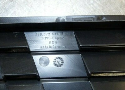 Porsche Panamera 970 Abdeckung Luftgitter Links 970.572.441.01 ORIGINAL gebraucht - 97057244101 – Produktansicht 2