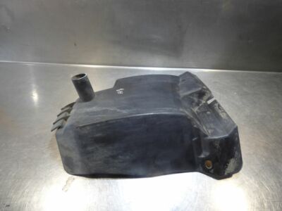 Porsche Boxster 986 2.5 Radhausschale hinten rechts 98650457400 – Produktansicht 2