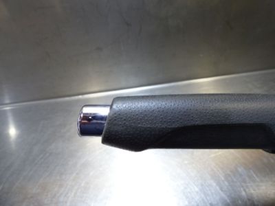Seat Ibiza 1.4 16V 6J 6Q0711303AK / 6Q0 711 303 AK ORIGINAL gebraucht - Handbremshebel – Produktansicht 3