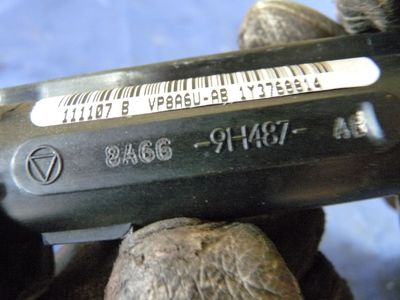 Ford Fiesta 1.25 ZETEC Verteilerrohr Kraftst 8A66-9H487-AB / 8A669H487AB – Produktansicht 4