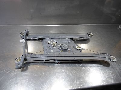 Mitsubishi Grandis 2.0 DI-D Fensterheber mit Motor vorne links MR989947 – Produktansicht 2