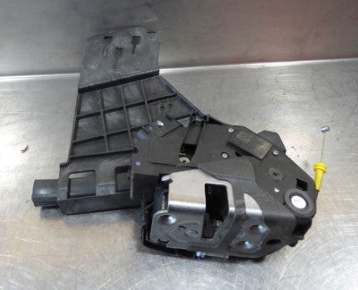Ford Fiesta VI (MK7) Bj:2010 Türschloss hinten rechts 8A6A-A26412-BF – Produktansicht 2