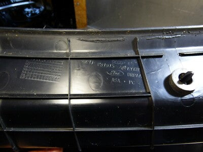 Ford Transit Kasten 350 2011 Windlauf Blende Vorne Links 6C11-V01915-AG – Produktansicht 3