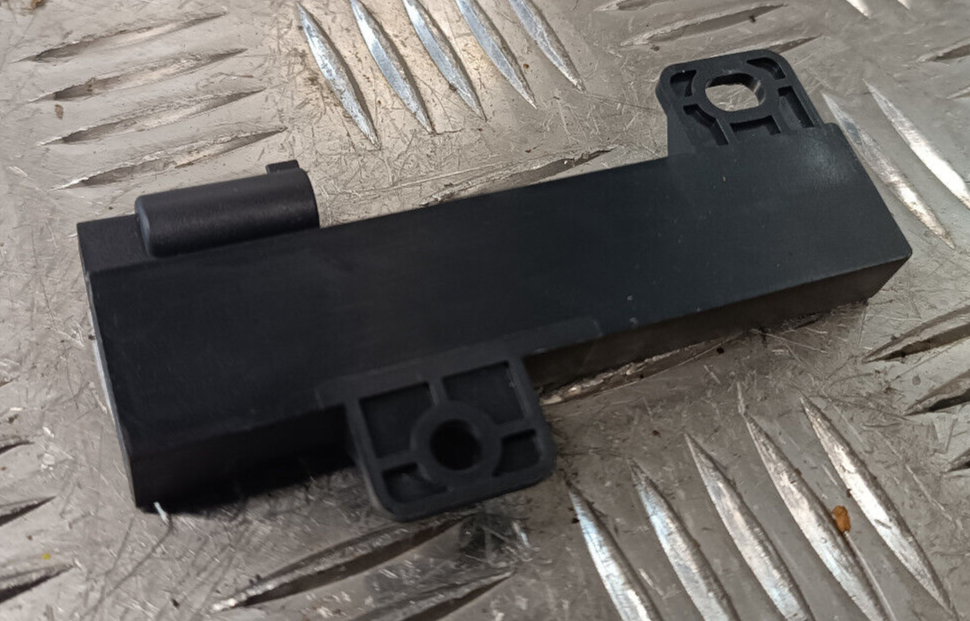Jeep Grand Cherokee WK2 Radio Antenne Module ORIGINAL gebraucht - 68068148AA – Produktansicht 2