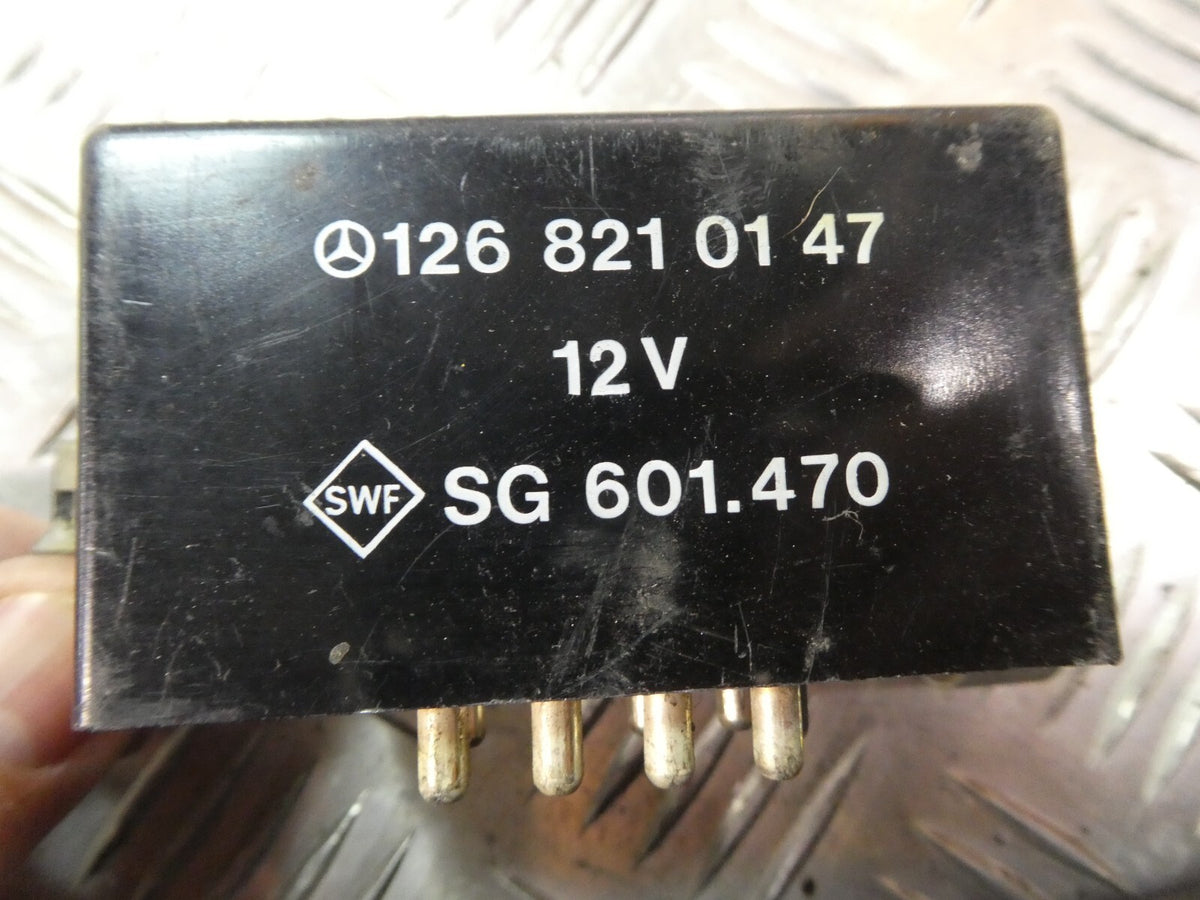 Mercedes-Benz C126 W126 Steuergerät Sitzheizung ORIGINAL gebraucht - - 1268210147 – Produktansicht 4