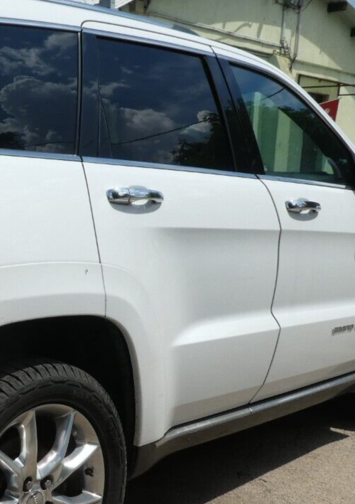 Jeep Grand WK2 Tür Hinten Rechts ohne Anbauteile Weiß _ Bj.2015 ORIGINAL gebraucht - Cherokee – Produktansicht 3
