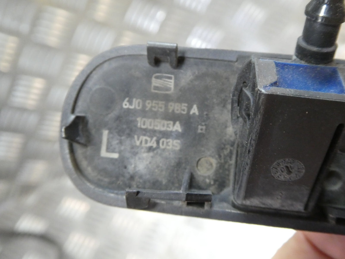 Porsche Cayenne 92A Waschdüse für beheizbar Links 6J0955985A ORIGINAL gebraucht - Windschutzscheibe – Produktansicht 3