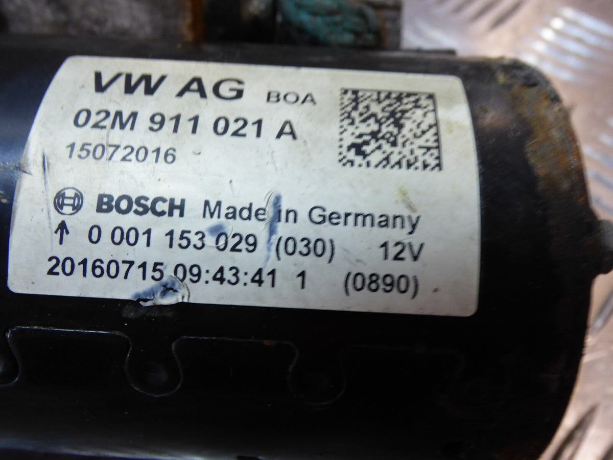 VW T6 T5 2.0 TDI CXG Anlasser Starter BOSCH 02M911021A ORIGINAL gebraucht - Transporter – Produktansicht 3
