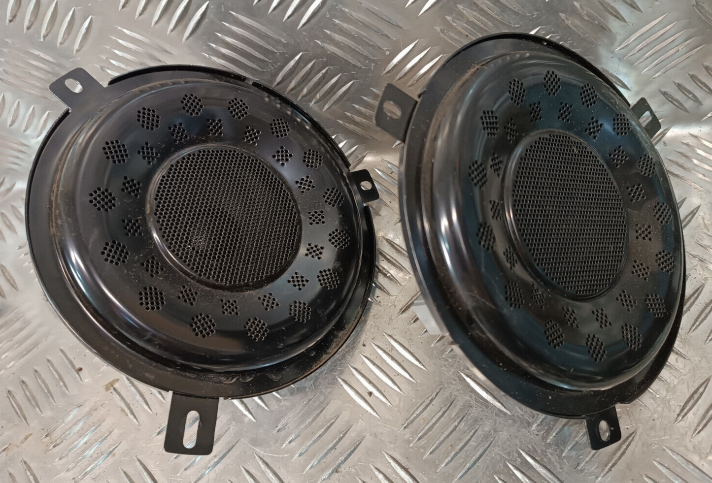 Jeep Grand Cherokee WK2 Lautsprecher Hinten 8941020401A ORIGINAL gebraucht - 68043034AB – Produktansicht 4