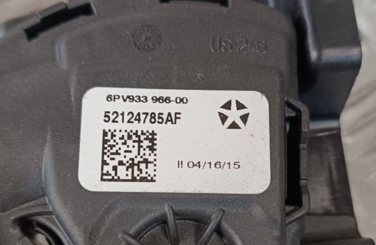 Jeep Grand Cherokee WK2 Gaspedal 6PV933 966-00 ORIGINAL gebraucht - 52124785AF – Produktansicht 4