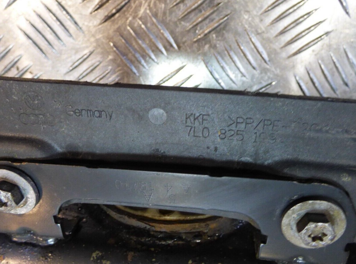 Porsche Cayenne 92A Getriebeträger Getriebe Halter 7P0399227 7L0825199 gebraucht - Original – Produktansicht 5