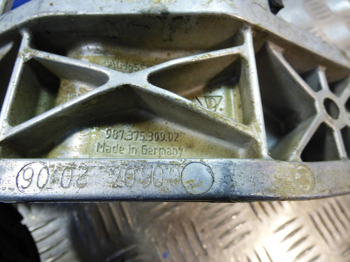 Porsche Boxster Cayman 987 Halterung Motor Motorträger ORIGINAL gebraucht - 98737530902 – Produktansicht 3