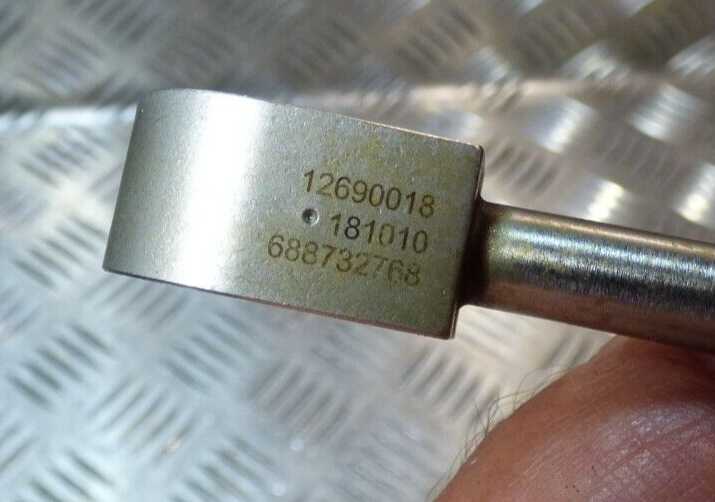 OPEL ASTRA K 1.4 Turbo Kühlwasser Rohr Zufuhr Turbolader GM ORIGINAL gebraucht - 12690018 – Produktansicht 2