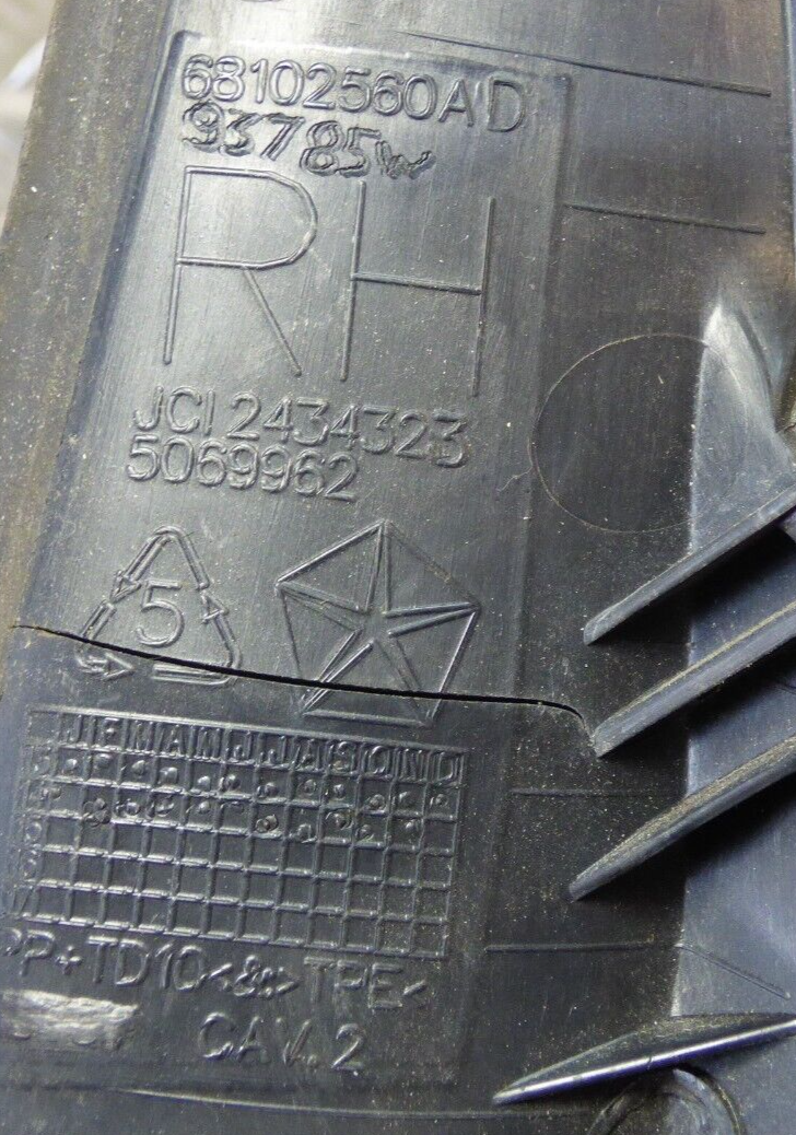 Jeep Cherokee KL 2015 Motorhaube Seitenverkleidung rechts ORIGINAL gebraucht - 68102560AD – Produktansicht 3