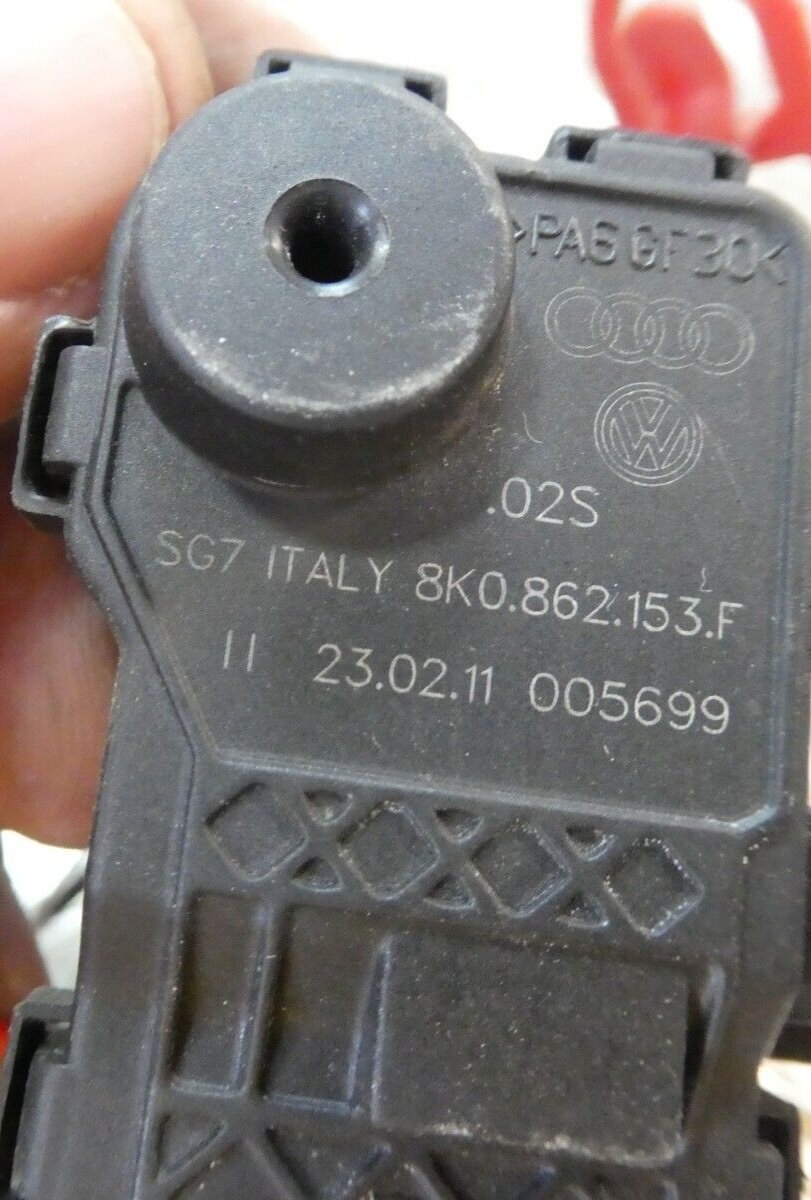 Porsche Cayenne 92A Stellmotor Verriegelung 8K0862153F ORIGINAL gebraucht - Tankklappe – Produktansicht 3