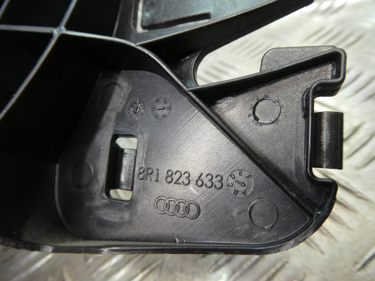 Porsche Macan 95B Entriegelungsgriff 8R1823633 ORIGINAL gebraucht - Motorhaube – Produktansicht 5