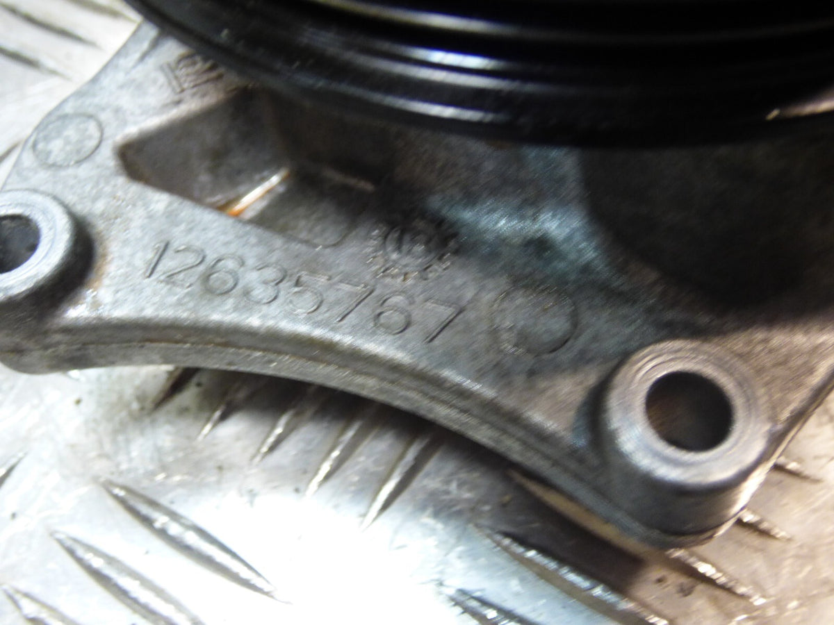 OPEL ASTRA K 1.4 Turbo Wasserpumpe GM ORIGINAL gebraucht - 12635767 – Produktansicht 4