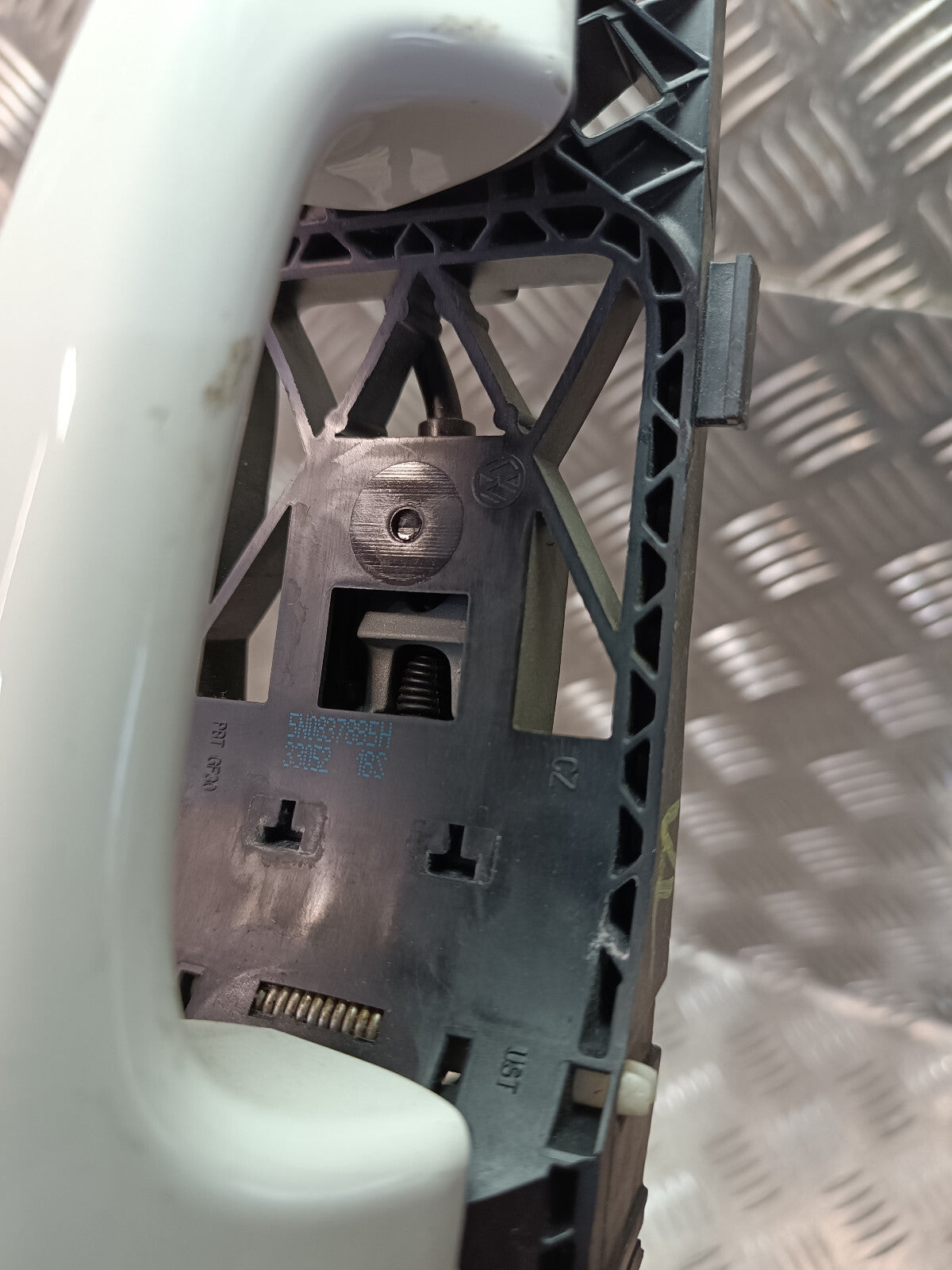 Porsche Cayenne S 92A Vorne Links Türgriff Türöffner 5N0839885H ORIGINAL gebraucht - 5N0837017D – Produktansicht 4
