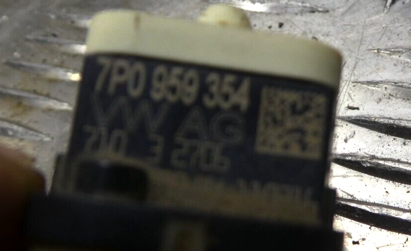 Porsche Cayenne 92A Airbag Sensor Vorne 7P0959354 ORIGINAL gebraucht - Crashsensor – Produktansicht 2