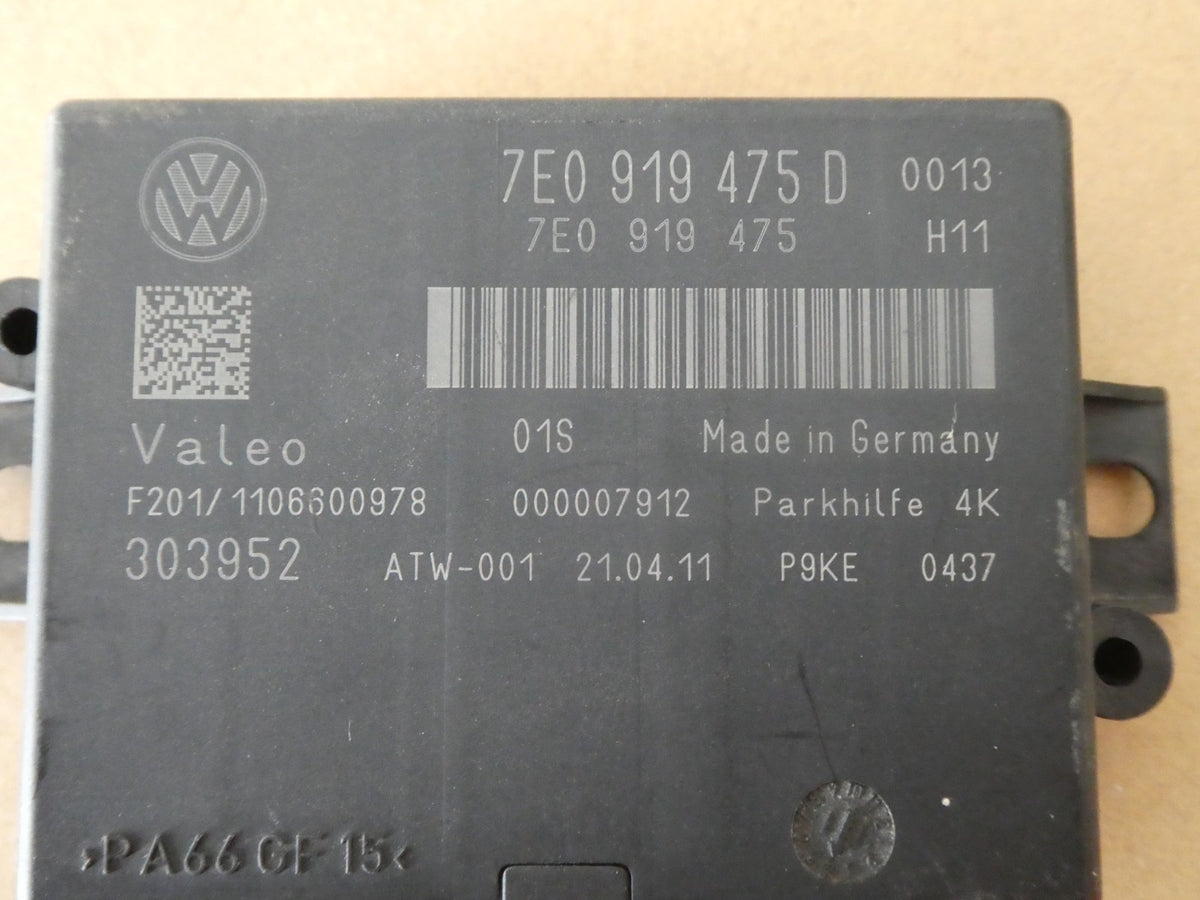 VW T5 -T6 Einparkhilfe PDC Steuergerät Modul Parkhilfe 7E0919475D ORIGINAL gebraucht - Transporter – Produktansicht 4