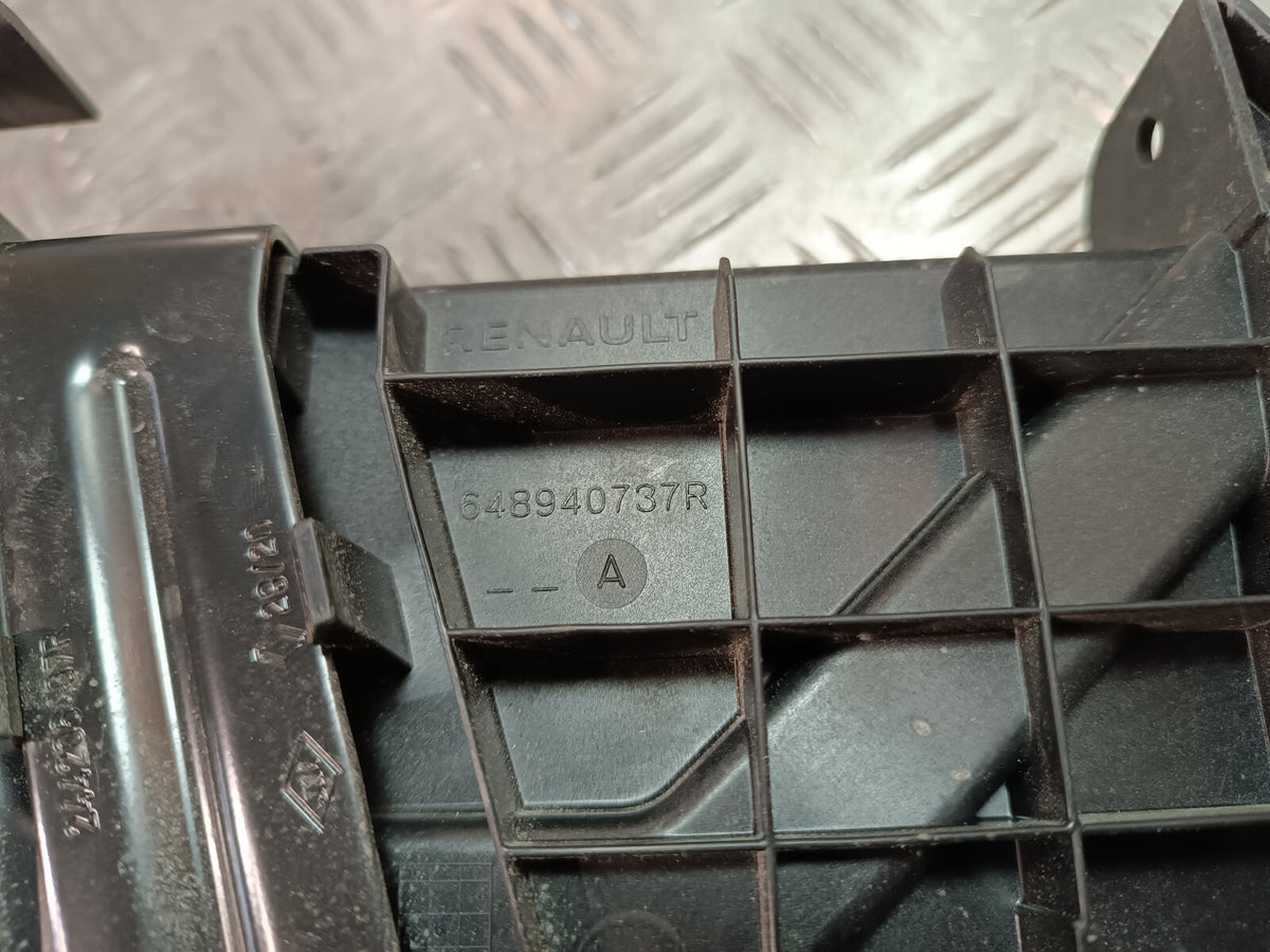 Renault Zoe 2022 Original Batteriepad Halterung gebraucht - 648940737R – Produktansicht 3