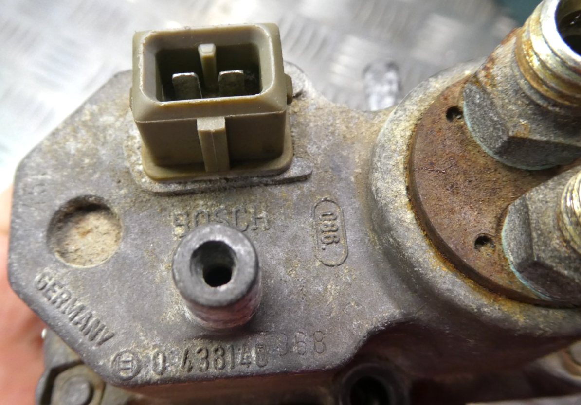 Original Mercedes-Benz W126 C126 Warmlaufregler BOSCH gebraucht - 0438140068 – Produktansicht 5