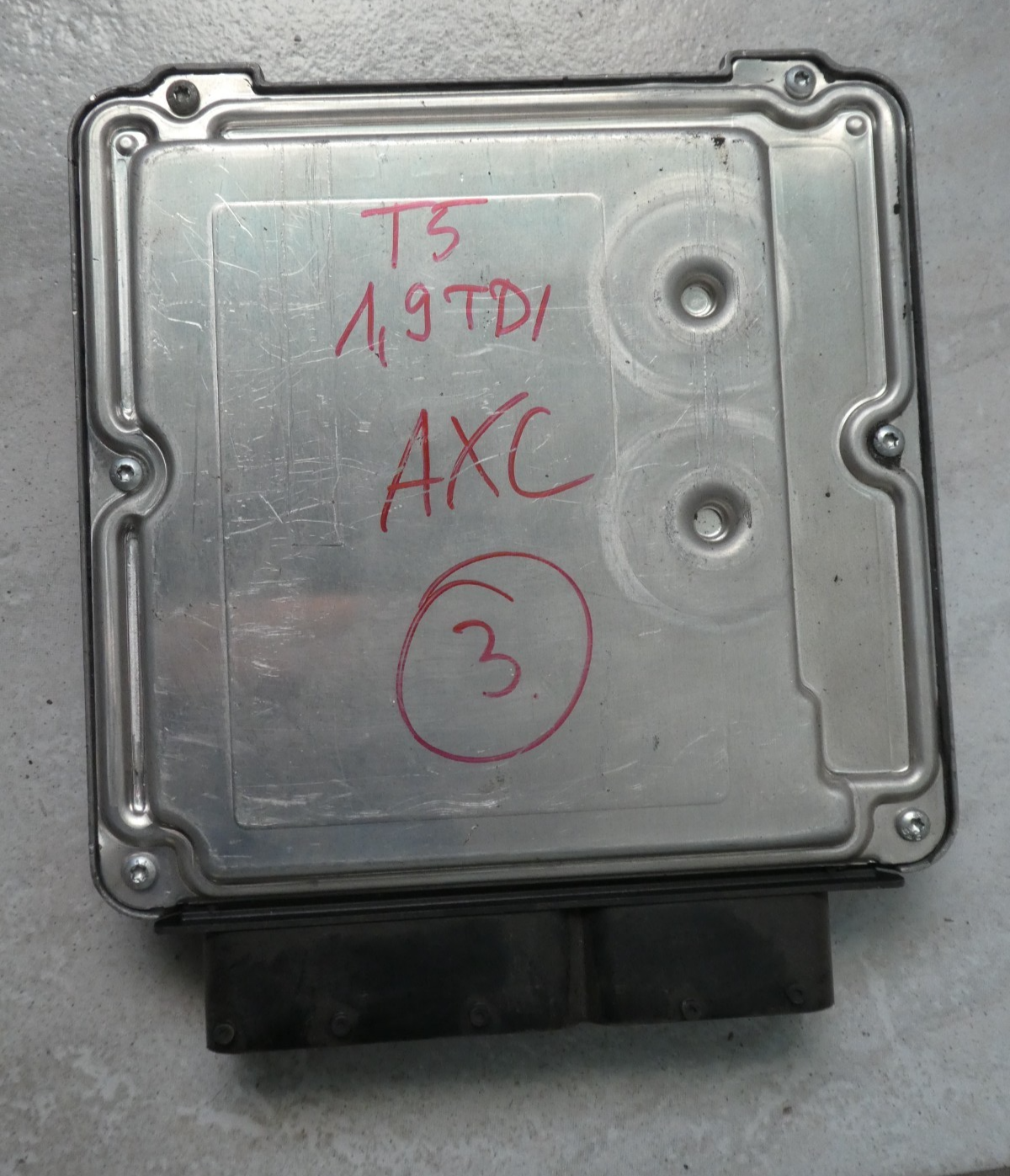 VW Transporter T5 MULTIVAN 2003-2016 Motorsteuergerät ECU 0281011856 ORIGINAL gebraucht - 038906016M – Produktansicht 3