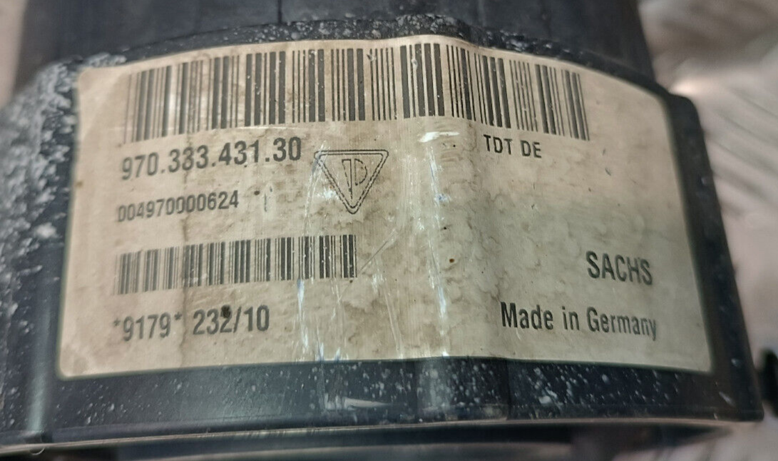 Porsche PANAMERA 970 Aufhängungsfeder Halter ORIGINAL gebraucht - 97033343130 – Produktansicht 3