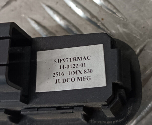 Jeep Grand WK2 Sitzschalter Speicher Memory Sitzverstellung 5JF97TRMAC ORIGINAL gebraucht - Cherokee – Produktansicht 3