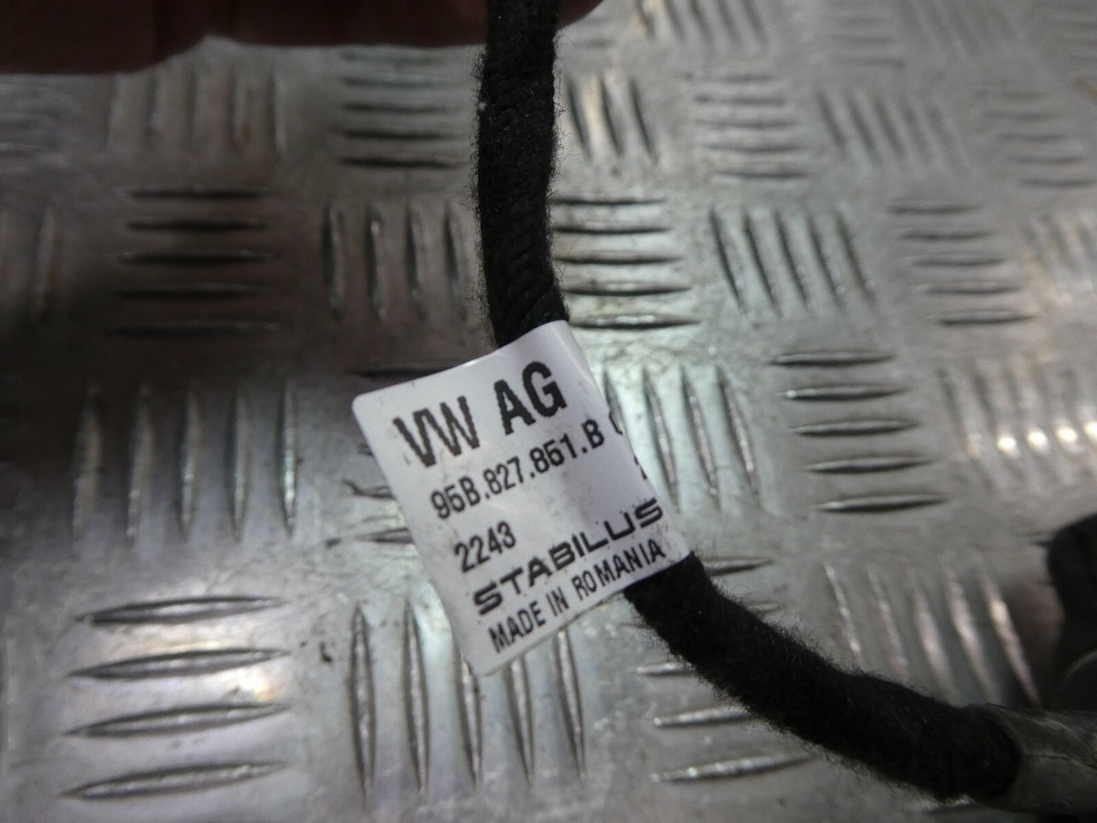 Orig. Porsche Macan 95B Heckklappe Gasdruckfeder Dämpfer 95B827851B ORIGINAL gebraucht - Elekrische – Produktansicht 5