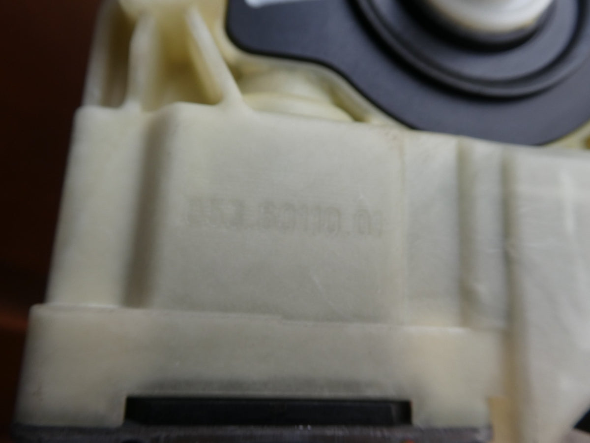 Porsche 970 Fensterhebermotor Vorne Links 924206-100 ORIGINAL gebraucht - Panamera – Produktansicht 4