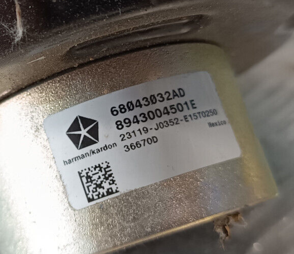 Jeep Grand Cherokee WK2 Lautsprecher Vorne links 8943004501E ORIGINAL gebraucht - 68043032AD – Produktansicht 3