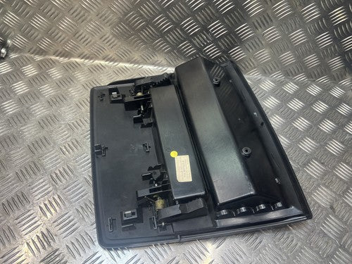 VW T5 Ablagefach Armaturenbrett oben mit Deckel Satinschwarz 7H5857922A