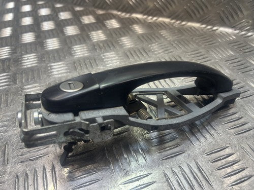 VW Volkswagen Transporter T6 Türgriff Griff außen Vorne Links 7H0837205
