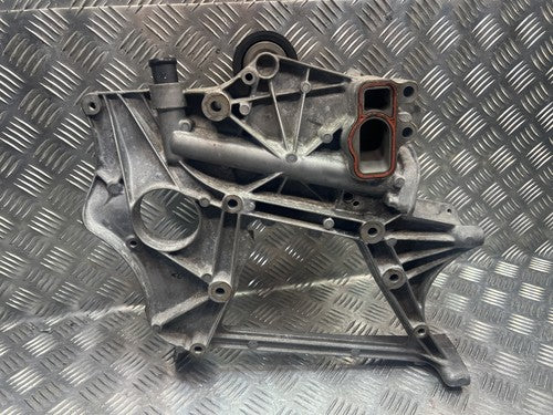 Mercedes Sprinter W906 2.2 CDI OM651 Wasserpumpe Gehäuse Halterung A6512011509