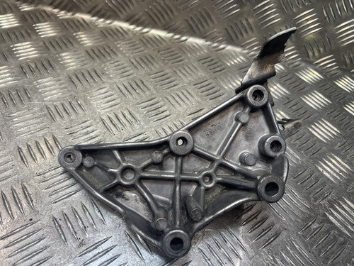 Mercedes Sprinter W906 2.2 CDI Motorhalter Motorlager hinten A6510940039
