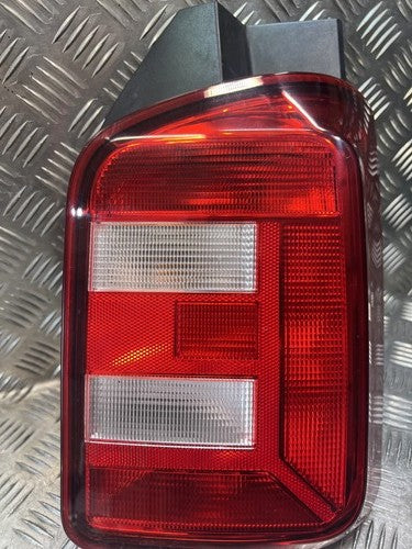 VW Volkswagen Transporter T6 Rücklicht Bremslicht 7E0945096Q