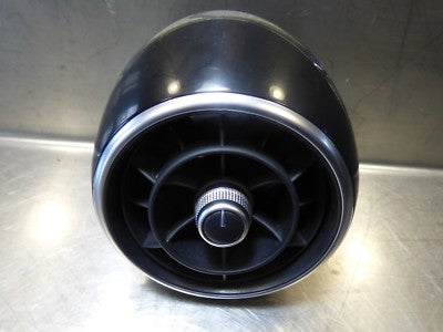 Audi A1 8X Original Luftdüse Luftdusche Luftausströmer rechts 8X2820902 – Produktansicht 1