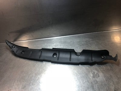 AUDI Q2 Orig. Kotflügel vorne L + R 81A821112 81A821111 ORIGINAL gebraucht - Abdeckung – Produktansicht 4