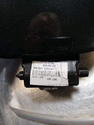 AUDI Q2 1.4 TFSI Orig Tankdeckel 81A809906 LY9T ORIGINAL gebraucht - Tankklappe – Produktansicht 4