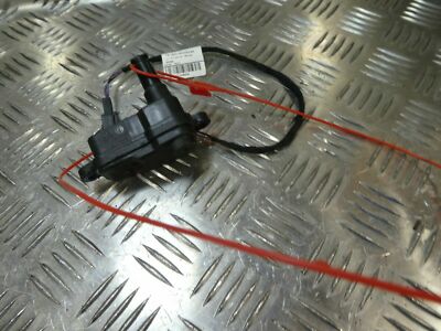 AUDI A1 8X Stellelement Tank Schloss Stellmotor 4L0862153C gebraucht - Original – Produktansicht 1